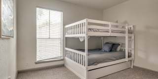 3000 @ Med Center Gallery 5