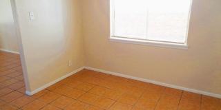 Cute Single Level Northeast Home With Refrigerated Air Located In Quiet Neighborhood Gallery 10