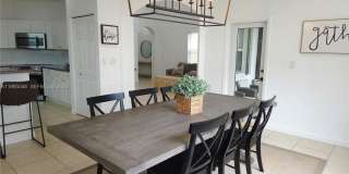 202 NE 36th Ter Gallery 8