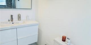1775 Washington Ave Gallery 21