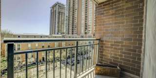 440 N Mcclurg Court Gallery 11