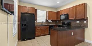 1129 SW 147th Ter th 1129, Pembroke Pines, FL 33027 1129 SW 147th Ter th 1129, Pembroke Pines, FL 33027 Gallery 1