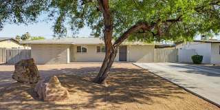 515 E VISTA DEL CERRO Drive Gallery 1