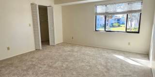 Annual Unfurnished 2nd Floor Condo at Summer Green Capri Isles with a Garage! Gallery 27