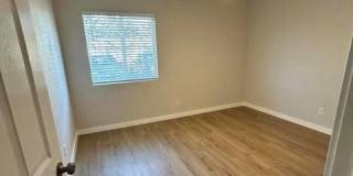 5115 N 22nd Avenue Gallery 17