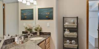 Crosby Pointe Apartments Gallery 24