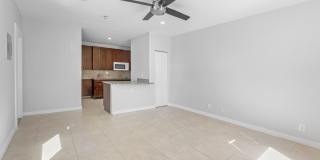 801 Dobbins Street Gallery 7