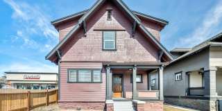 FULLY FURNISHED  BEAUTIFULLY REMODELED 1930s HOME NEAR UNR WITH UNBEATABLE I-80 ACCESS Gallery 1