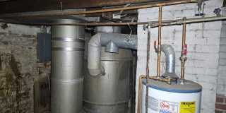 2424 Broadway St Gallery 18