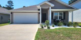 Almost Brand New 4 Bedroom, 2 Bath located in the heart of Pace! Gallery 1