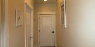2 Bed 2 Bath Furnished Duplex Gallery 4