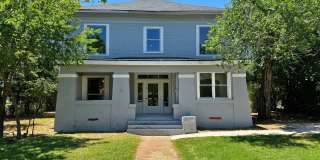 Grand 2-story home downtown! Gallery 1