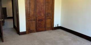 119 1/2 N Broadway - 3 Gallery 6