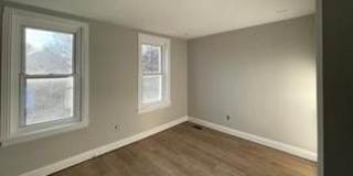 725 BROOK Street Gallery 1