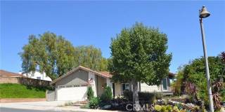 27972 Gallina Gallery 1