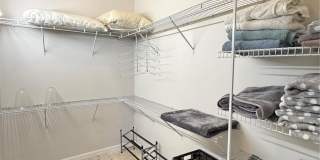 1963 LADYFISH Avenue Gallery 12