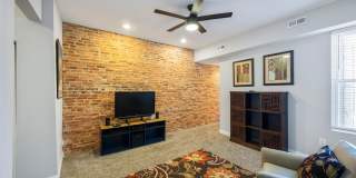 314 E 22ND Street E Gallery 22