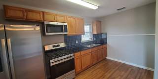 654 Santa Monica Gallery 11