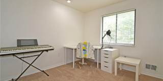 2461 Corteland Drive Gallery 24