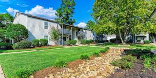 Arbor Walk Apartments Gallery 34