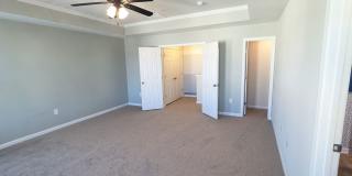 Beautiful 3 level townhouse in Jefferson Place ready for you mid July! Gallery 43