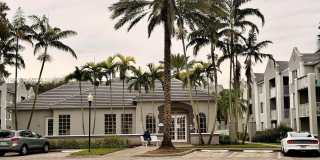 777 SW 111th Way Gallery 1