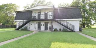 4114 Cherokee Street Gallery 1