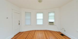 390 Clinton Street Gallery 19