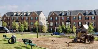 Beautiful Single Family home with Loft and Off Street Parking Gallery 19