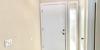 Beautifully Remodeled Upstairs Condo Unit with Private Balcony Patio in Downtown Fallbrook! Gallery 8