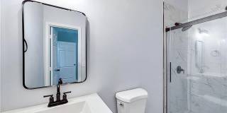 Room in 4 Bedroom Home at Harlan Rd SW Gallery 9