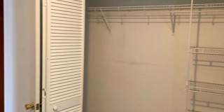 Great home near OIT and Hospital Gallery 12