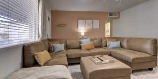 1027 W 19TH Street Gallery 10