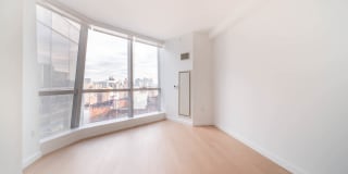 Prism Prism Gallery 16