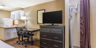 Columbia - Stadium Blvd. Gallery 11