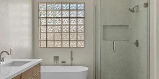 2918 E Harwell Road Gallery 11