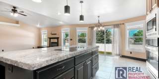 Beautiful - Elegant - 5 Bedrooms - 3 Car - 3,700 sq ft - Home for rent Beautiful - Elegant - 5 Bedrooms - 3 Car - 3,700 sq ft - Home for rent Gallery 9