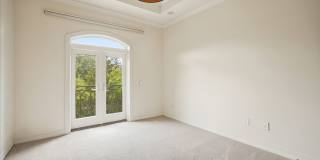 Luxury Townhome with 2 Car-Garage (Partial Utilities Included) Gallery 24