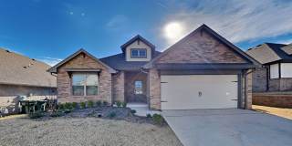 Very Nice 3 bedroom 2 bath home in Edmond schools Gallery 1