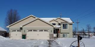4 Bedroom 2 Bathroom house in New Richmond Gallery 1