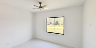 4210 Northwest 24th Terraceclientes@realtymiamigroup.com Gallery 9