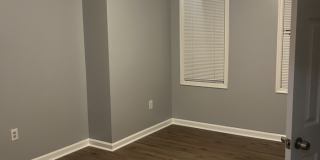 600 North Decker Avenue Gallery 15