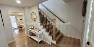 4 Bed/3.5 Bath, 3306 Sqft - 10074 E Lake Dr. Gallery 4