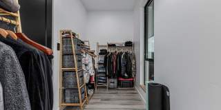 6111 E Victoria Drive Gallery 23