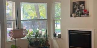 Charming 2 Bed/1.5 Bath Townhome Near Downtown Boulder Gallery 7