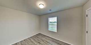 Spacious 3 Bedroom 2 Bath Home in Mustang Schools Gallery 12