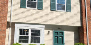 Great 2 Bedroom Townhouse for Rent in Western Henrico Gallery 1