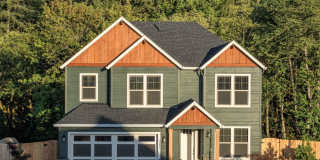 Charming Custom Camas Home in Gated Community Gallery 1