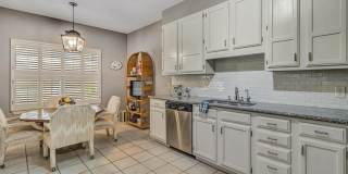 LUXURY 3-BEDROOM TOWNHOME IN ALAMO HEIGHTS Gallery 16