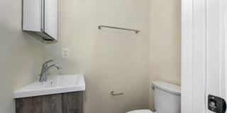 Tufts 5 bed 5.5 bath duplex - JUNE 1st Gallery 17